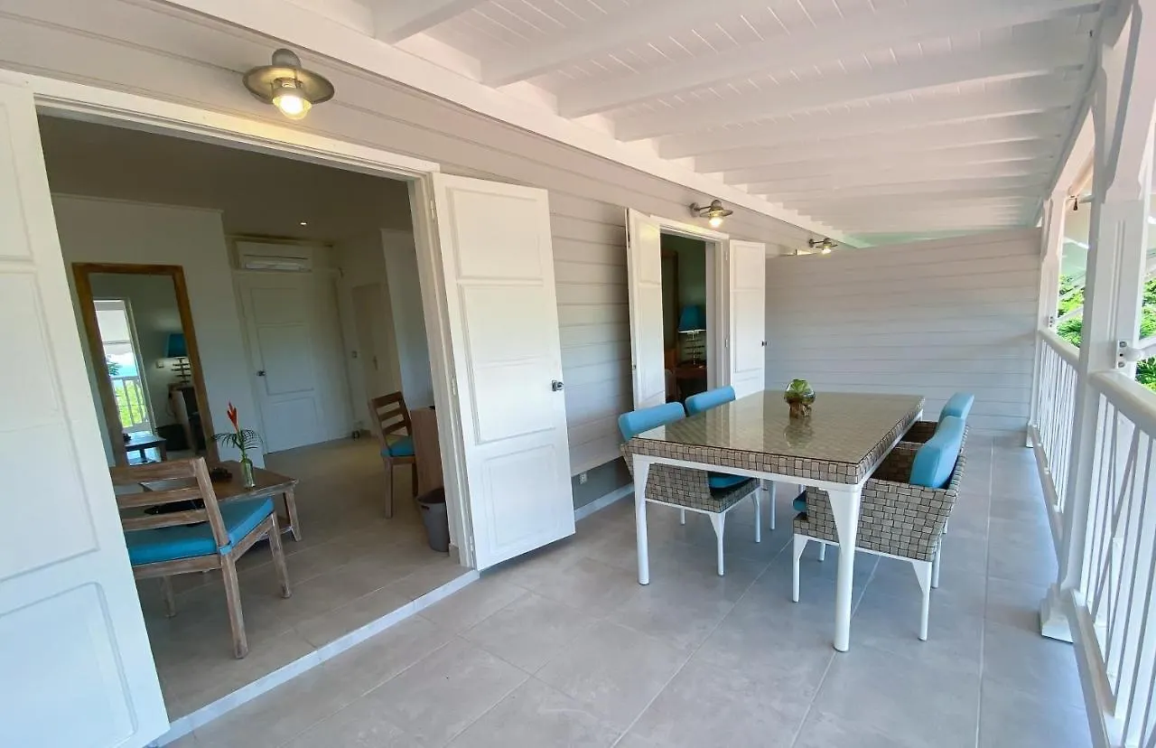 Les Hauts Du Cap Le Francois Bed & Breakfast