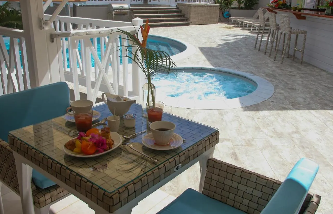 Bed & Breakfast Les Hauts Du Cap Le Francois Martinique